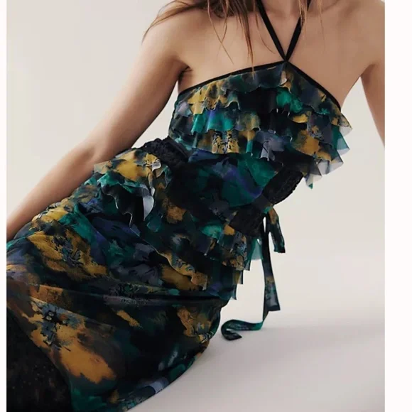 Nightcap Hibiscus Lace Maxi Dress in Blue Hibiscus sz medium NWT - Picture 2 of 5